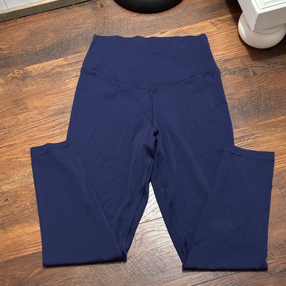 Offline by Aerie Navy crossover Leggings